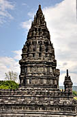 Prambanan - Candi Lara Jonggrang, secondary shrine 